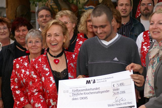 Spendenübergabe 2012